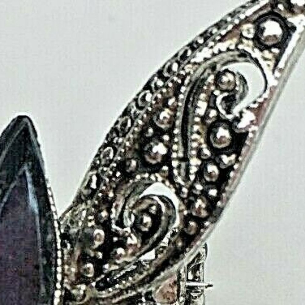 Vintage Silver Tone Filagree Butterfly Brooch with Black Glass Body - Picture 2 of 3